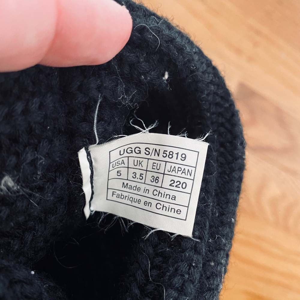 UGG boots knitted BLACK